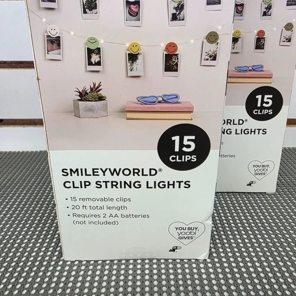Yoobi | SmileyWorld String Lights with Clips Set of 2 Boxes